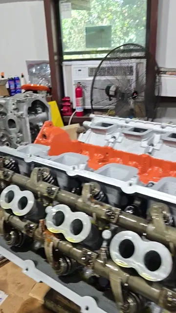 HEMI engine assembly in the Big 3 shop