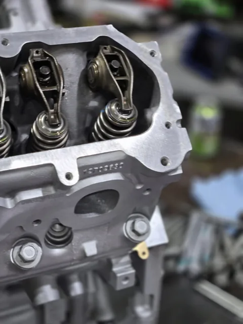 A closer look at the LT valvetrain