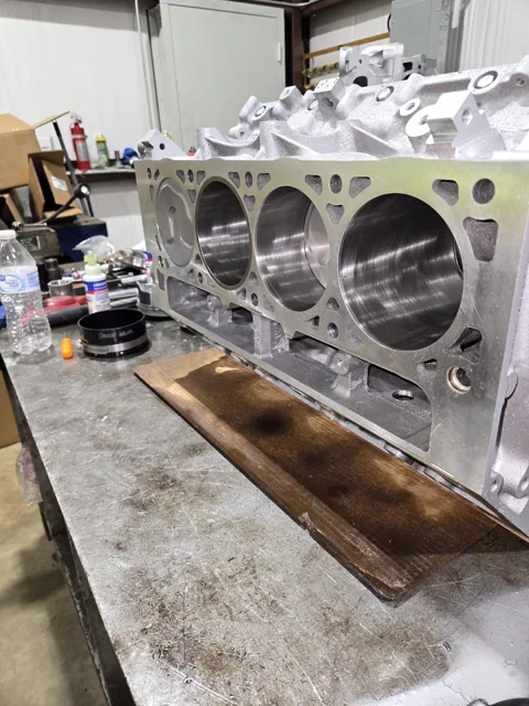 Pistons and deck during LT assembly