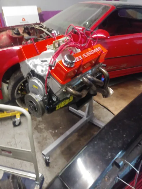 Performance engine with red valve covers